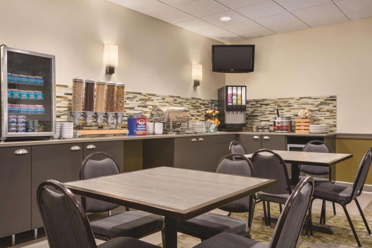 Country Inn & Suites By Radisson, Fergus Falls, Mn Exteriér fotografie